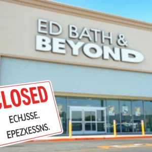 Bed Bath & Beyond store with a notice sign